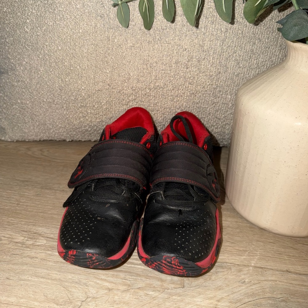 Under Armour Kids Black and Red Sneakers